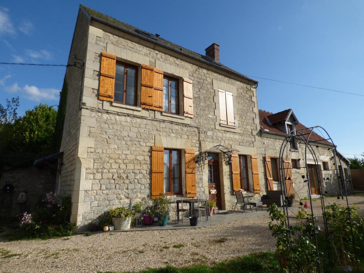 Le Clos Du Val Chivres-Val ภายนอก รูปภาพ